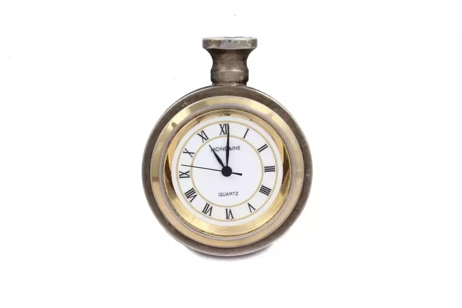 Gold Mondaine Quartz pocket watch